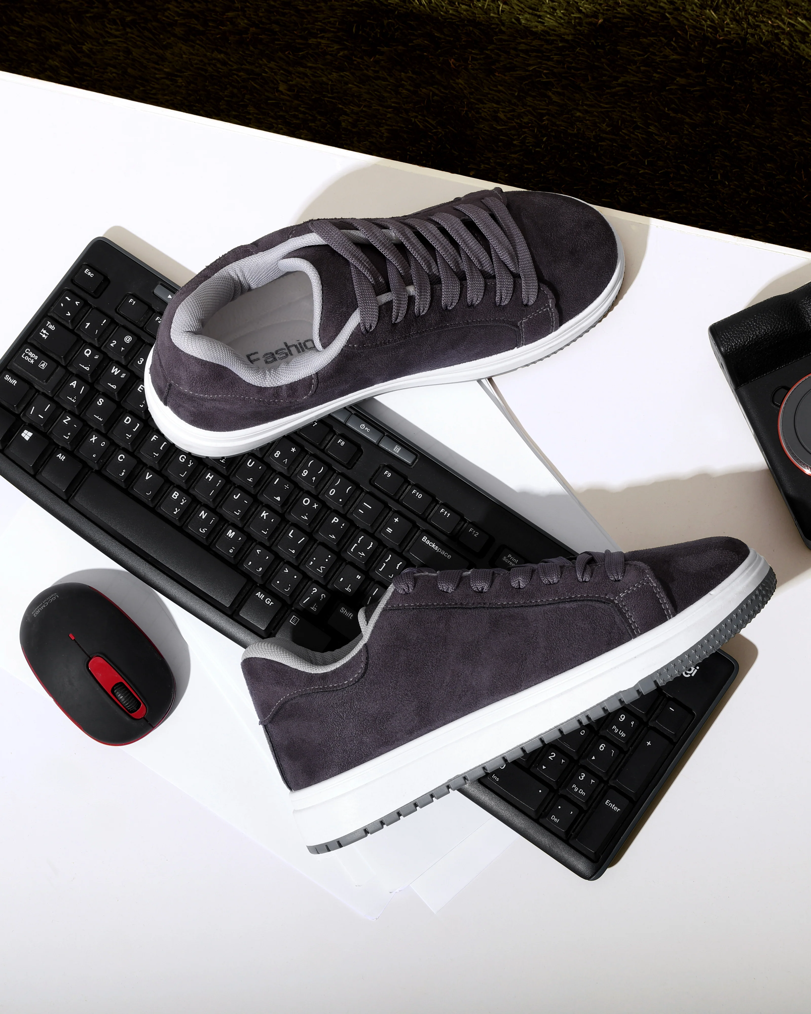 كلاسيك سنيكرز بخامة سويد شمواه الفاخرة سهلة التنظيف M3 - Image 15